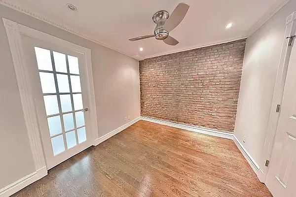 Rented by REAL New York | media 9