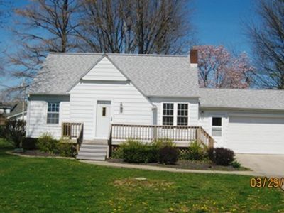 820 Madison St, Louisville, IL, 62858