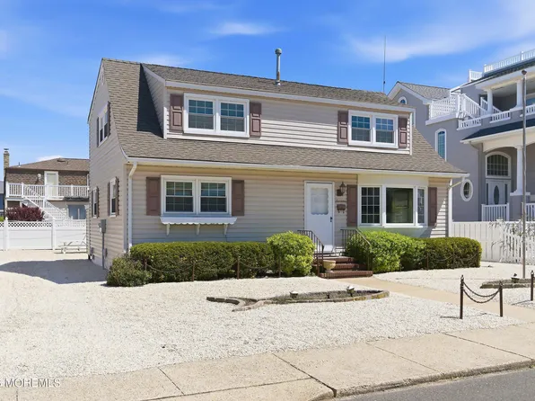 17 W Ramapo Lane, Long Beach Twp, NJ 08008
