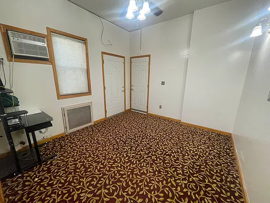 Rented by Metropolis International Realty Inc. | media 10