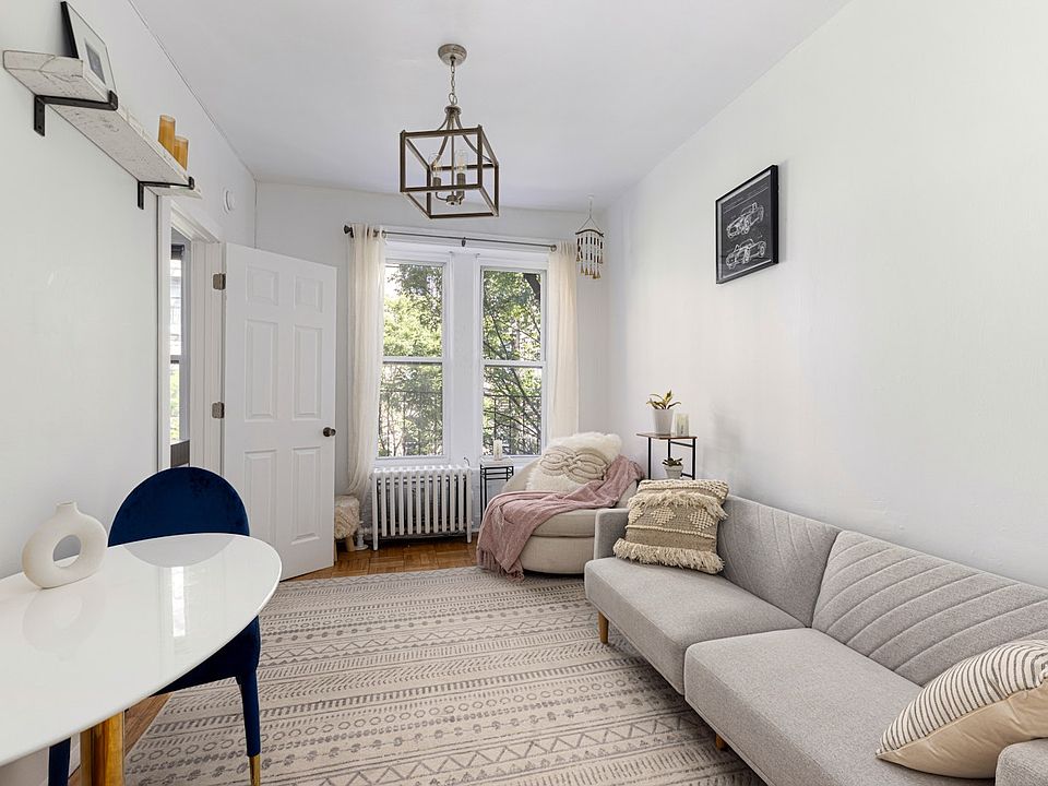 1st image of 177 Thompson St APT 13