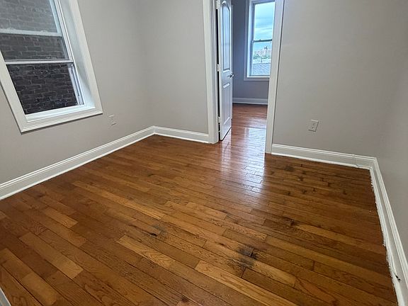 3rd image of 5712 Hudson Ave APT 10