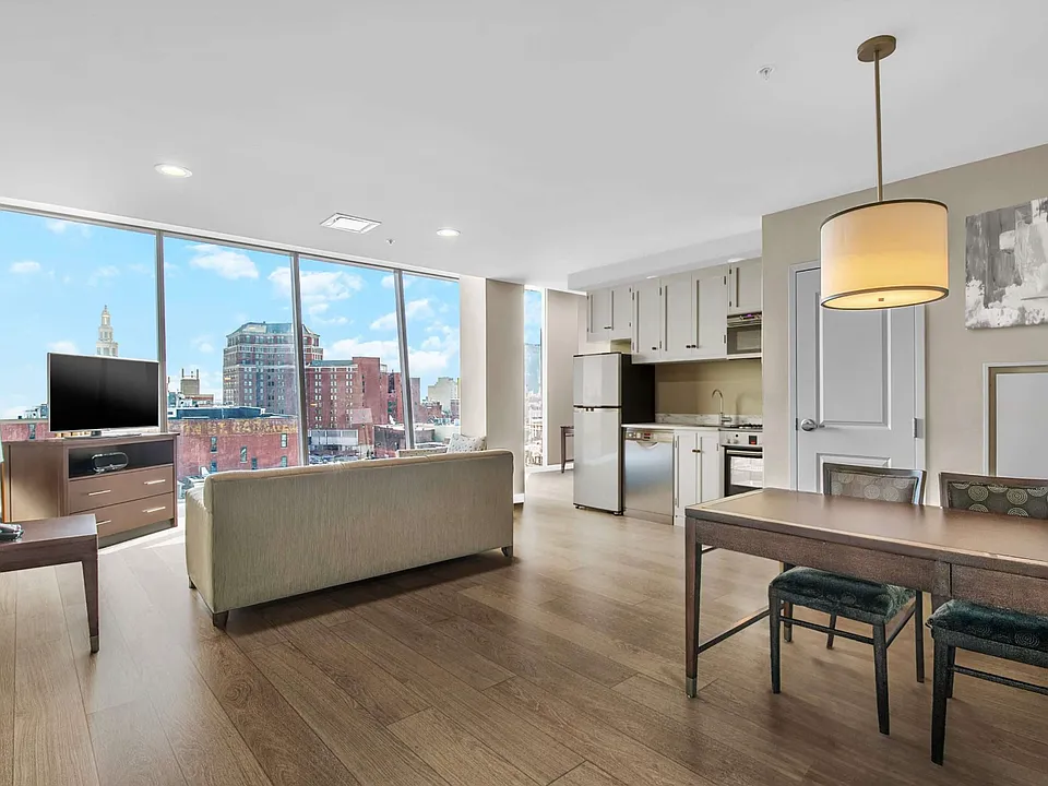 207 Delaware Ave #1