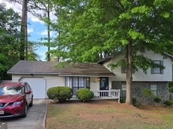 6193 Charring Cross Ct, Lithonia, GA 30058