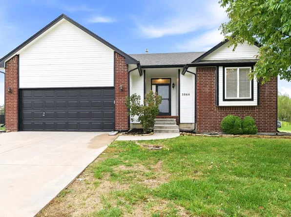 1066 N Bedford St, Wichita, KS 67206