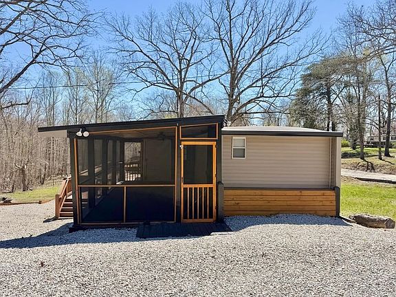 3rd image of 167 Kaufman Rd