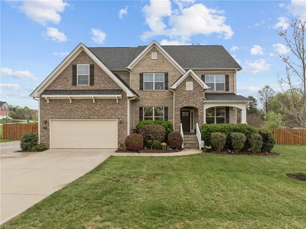 5710 Shelby Katherine Ct, Greensboro, NC 27455