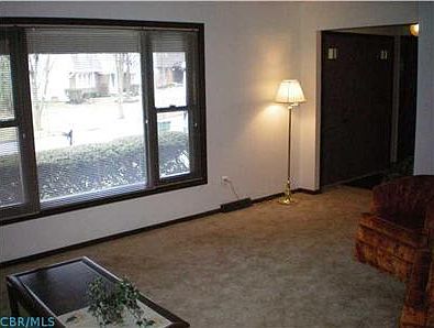 4th image of 1776 Hillandale Ave