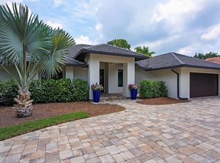 7109 Mill Run Cir, Naples, FL 34109