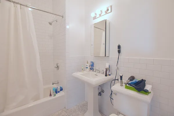 Rented by Compass | media 13