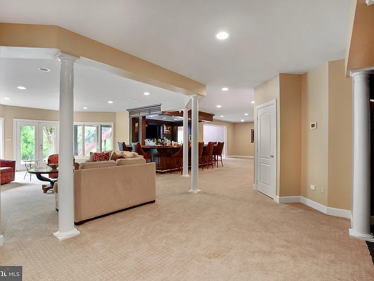 9864 Walker Glen Ct — Photo 53