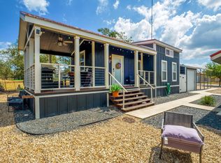4113 Hermosa Dr, Kingsland, TX 78639