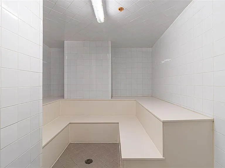 511 SE 5th Ave #615 — Photo 27
