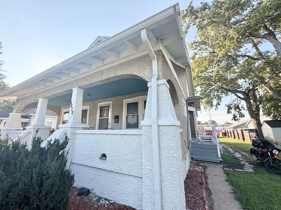 2nd image of 1416 W 3rd St