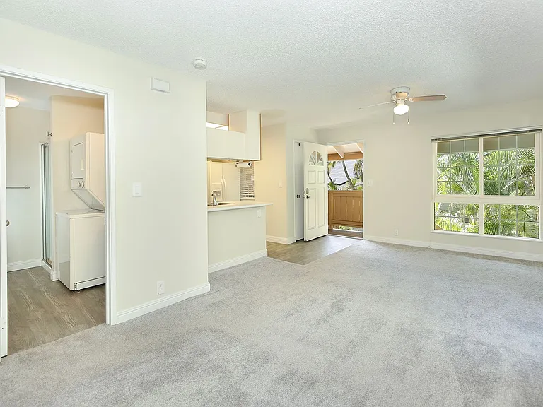 373 Mananai Pl #44-R — Photo 10