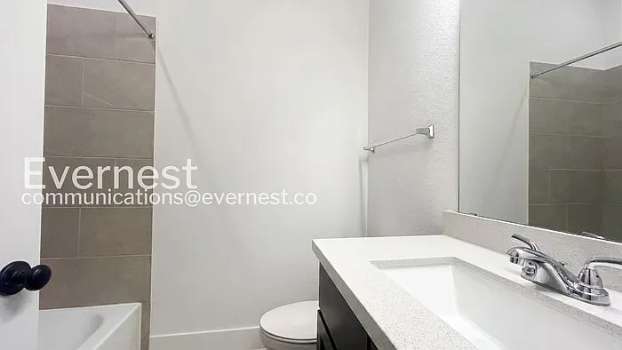 1447 Cowan Run — Photo 16