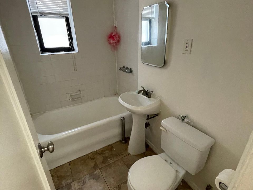 2nd image of 84-53 Dana Ct #2-L