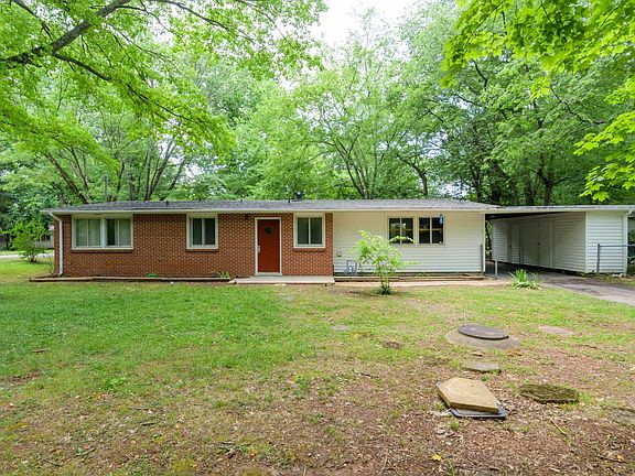 2nd image of 113 Mitchell Dr