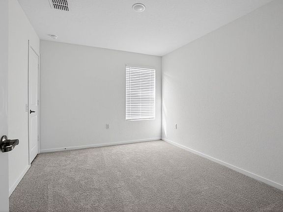 3rd image of 1451 Neria Loop Room 2