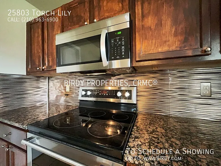 25803 Torch Lily — Photo 20