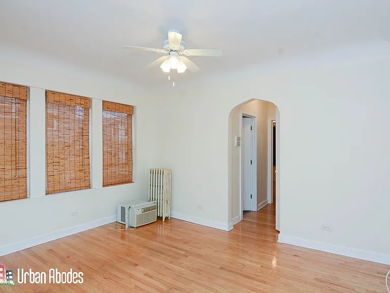 2922-922 N Sacramento Ave #1 — Photo 15