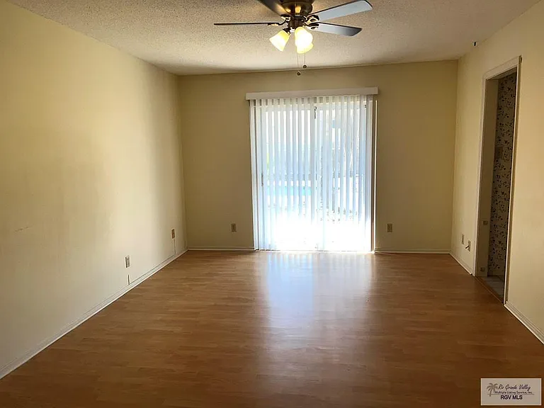 5611 La Estrella Cir — Photo 10
