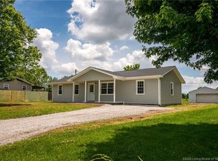 131 W Harrod Rd, Austin, IN 47102