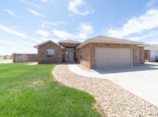 2300 Flagstone Dr, Clovis, NM 88101