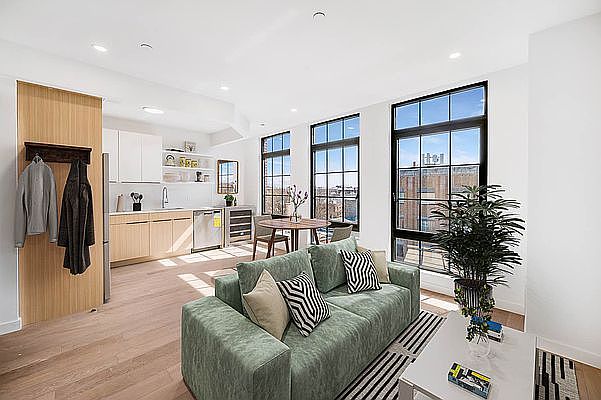 1st image of 31-18 31st St #6
