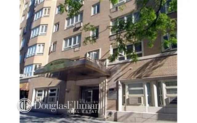 Rented by Douglas Elliman | media 41