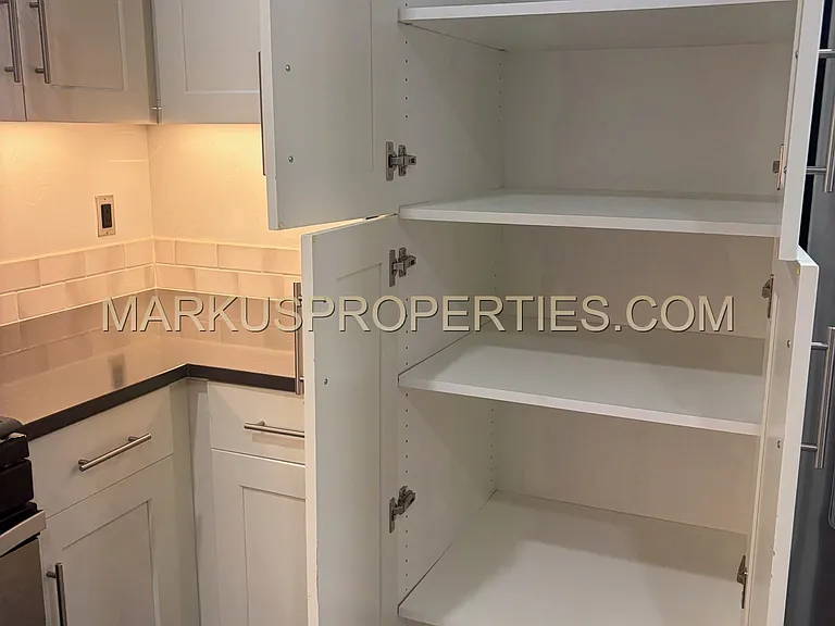 5231 SE Davis Rd — Photo 8