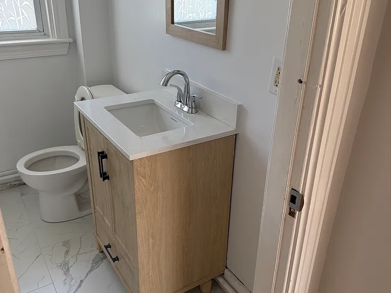 20-24 Devonshire St #2 — Photo 6