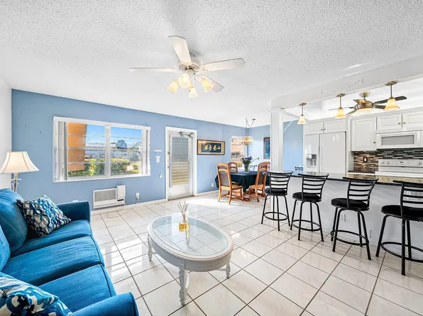 203 Coventry I #203, West Palm Beach, FL 33417