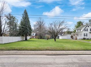 Bachtel St SW, North Canton, OH 44720