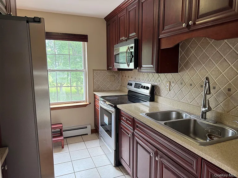 9 Ashland Ave — Photo 8
