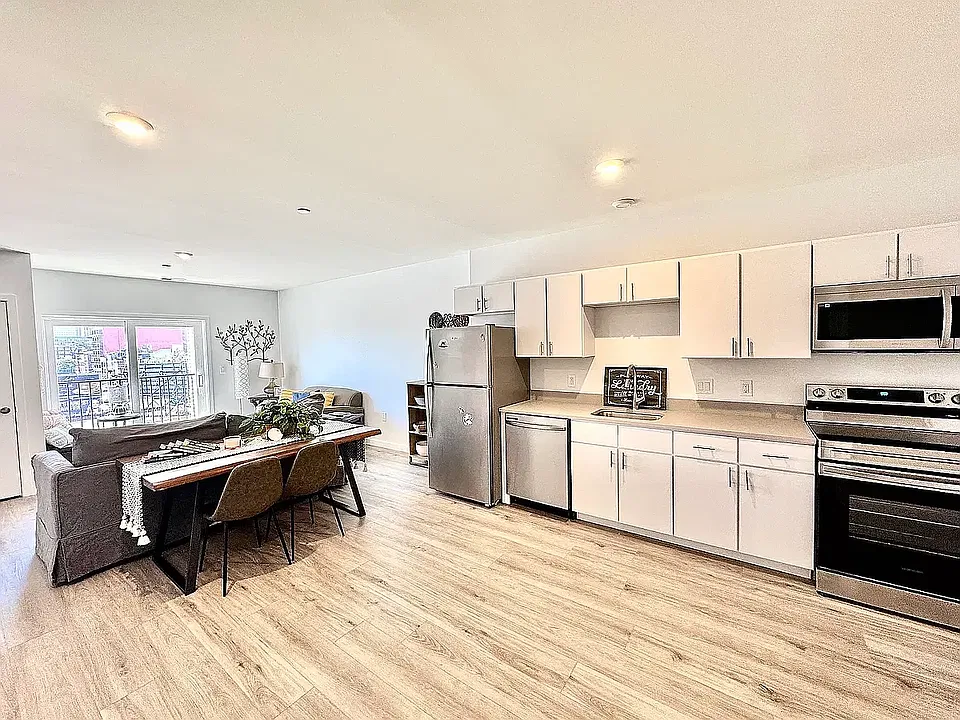 Broad Street Apartments
