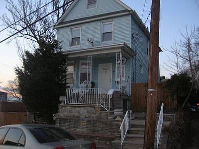 2nd image of 8 Park St