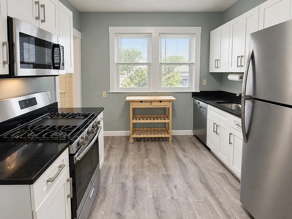 35-37 Parkdale St #37