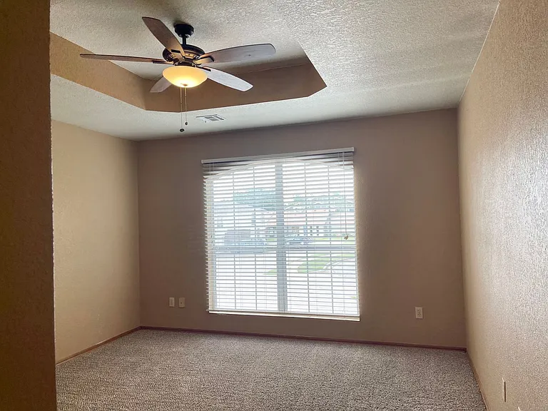 3320-3322 Ridgecrest Cir — Photo 11