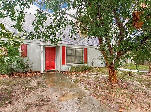 2nd image of 17 Hollycrest Blvd #17