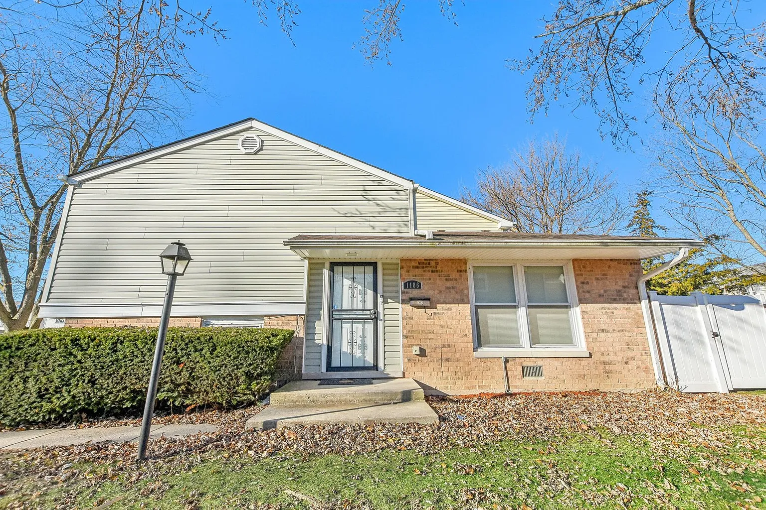1186 Williamsburg Rd photo 1