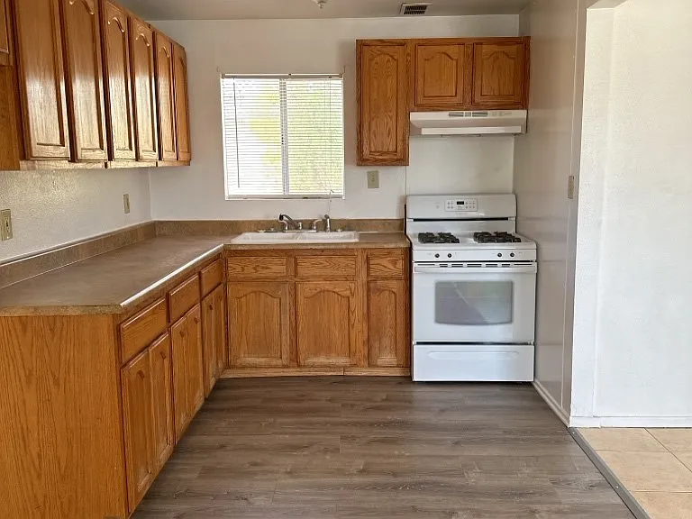 16821 Batson Pl — Photo 7