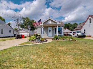 19993 Fenton St, Roseville, MI 48066