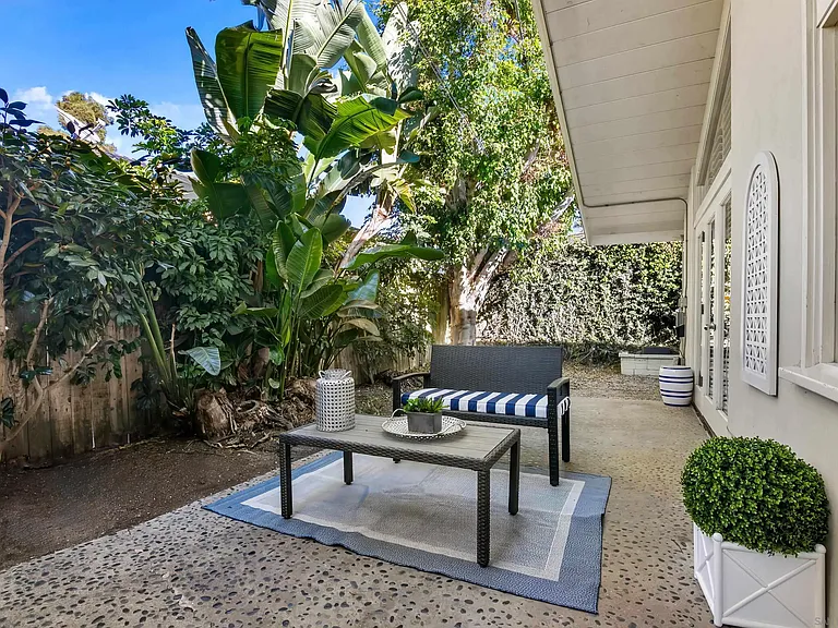 2122 Paseo Dorado — Photo 23