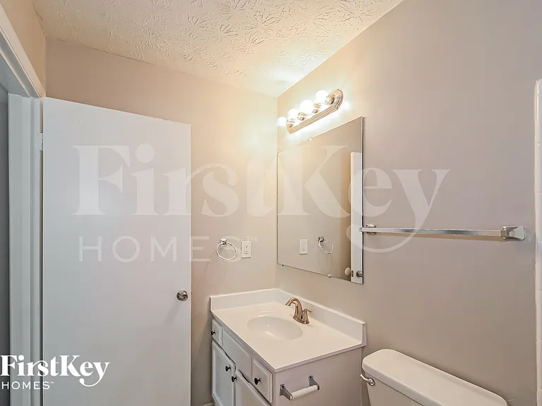 227 Avalon Way — Photo 14