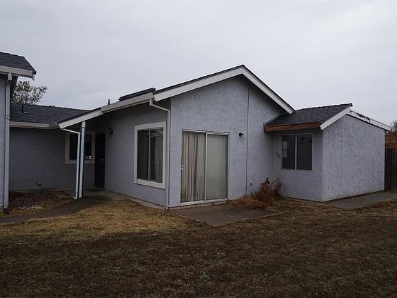 3rd image of 6 Sunmeadow Ct