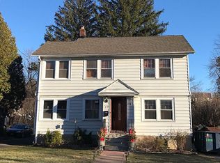 27 Martin Rd, Verona, NJ 07044