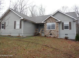 296 Georgee Rd, Jamestown, TN 38556