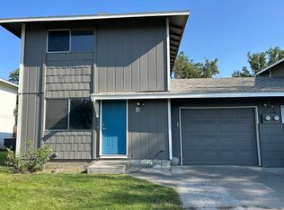 355 NW 12th St #B, Hermiston, OR 97838