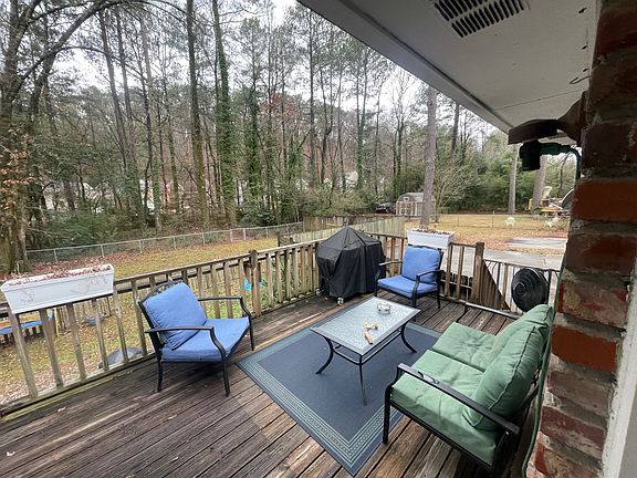 5th image of 3304 Wisteria Dr